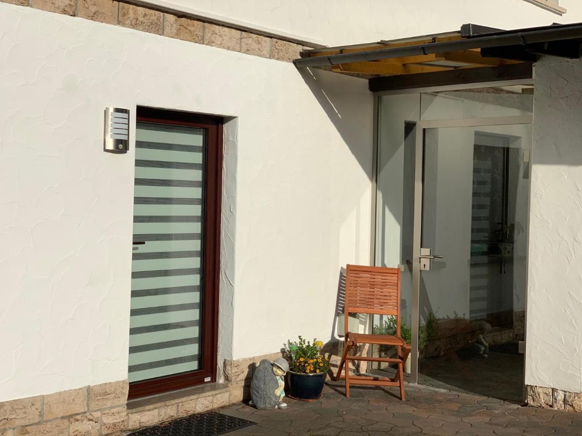 Ferienwohnung Am Rennsteig Bei Eisenach - Ilona Schmidt Wolfsburg-Unkeroda Buitenkant foto