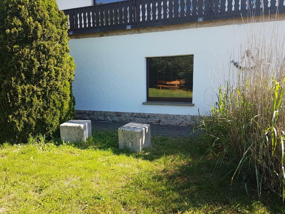 Ferienwohnung Am Rennsteig Bei Eisenach - Ilona Schmidt Wolfsburg-Unkeroda Buitenkant foto